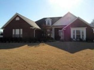 2403 Duncansby Dr SW, Decatur, AL 35603