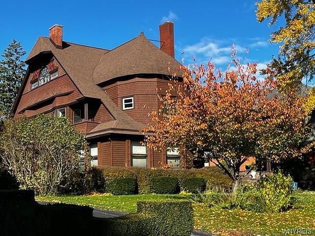1st image of 420 Linwood Ave #1
