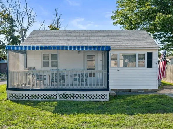 40 Macarthur Ln, Marshfield, MA 02050