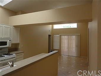 4th image of 2981 Wimbledon Dr