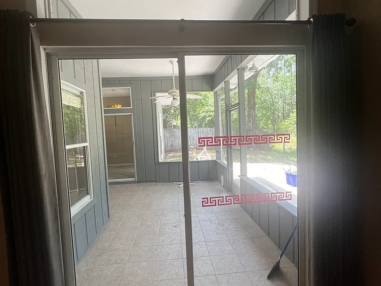 NW 68th Ln — Photo 26