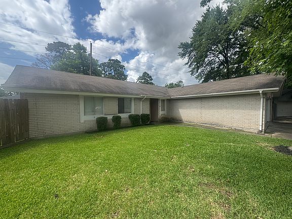 2nd image of 23139 Lestergate Dr