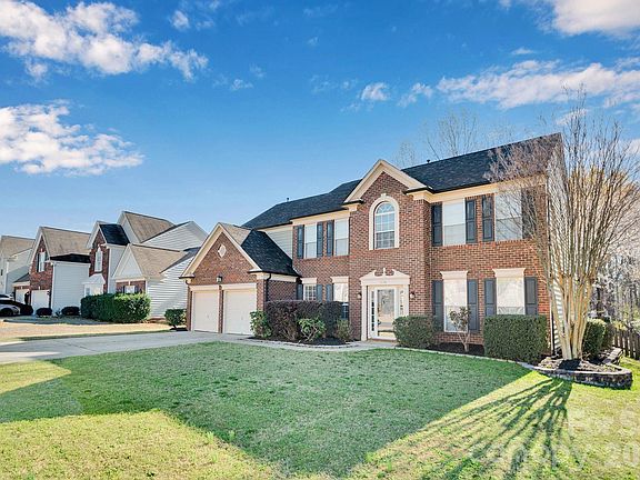 2nd image of 3538 Manor House Dr #53