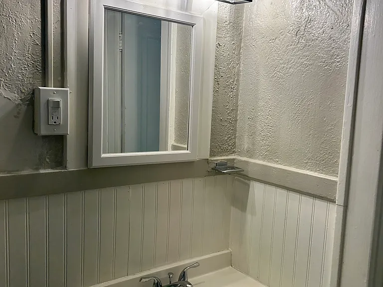 1502 Peck St #1 — Photo 6