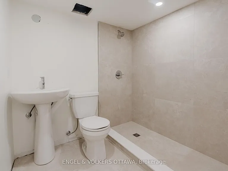 1040 Maitland Ave #B — Photo 9