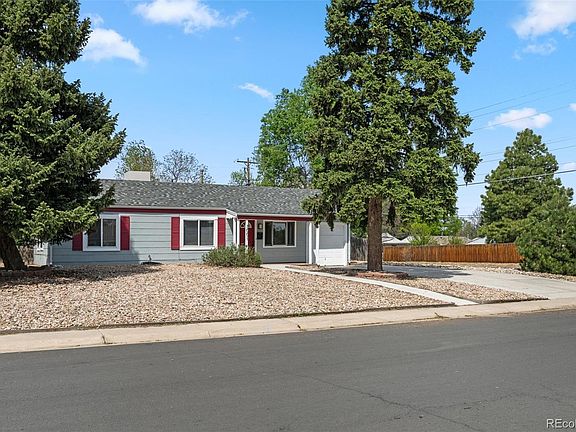 4th image of 3001 S Forest Street