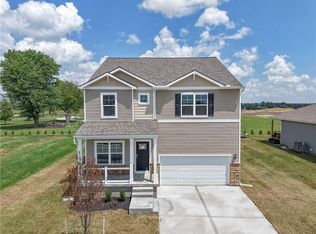 10280 Sorano Dr, Peculiar, MO 64078