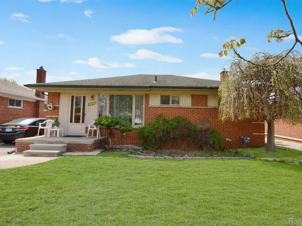 26081 Janet Ct, Roseville, MI 48066