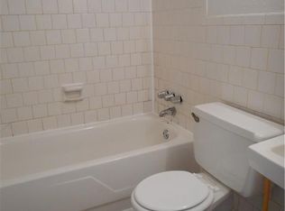 2706 Jamestown Ave APT 2B, Hampton, VA 23661