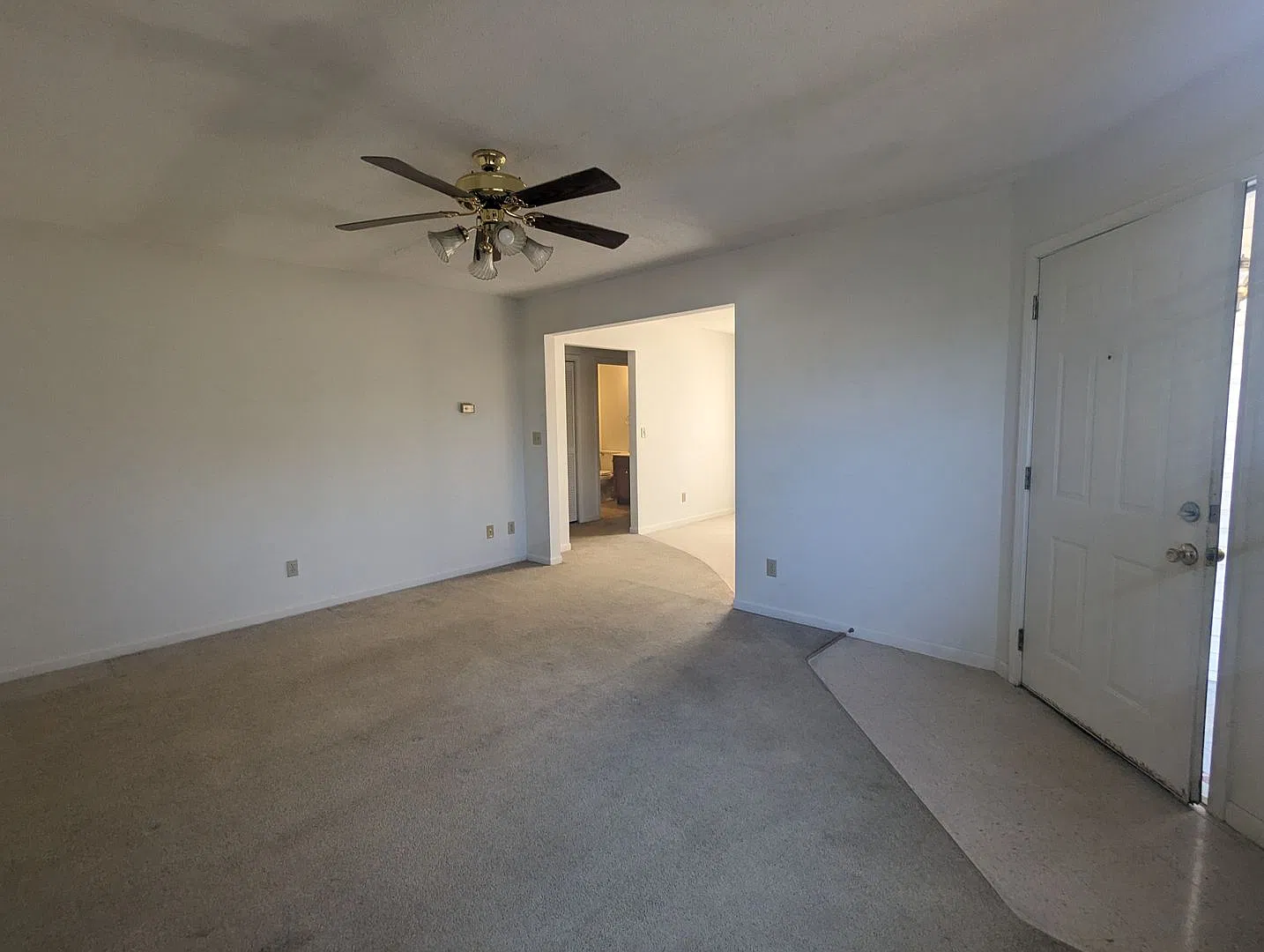 410 Center Ave. — Photo 2