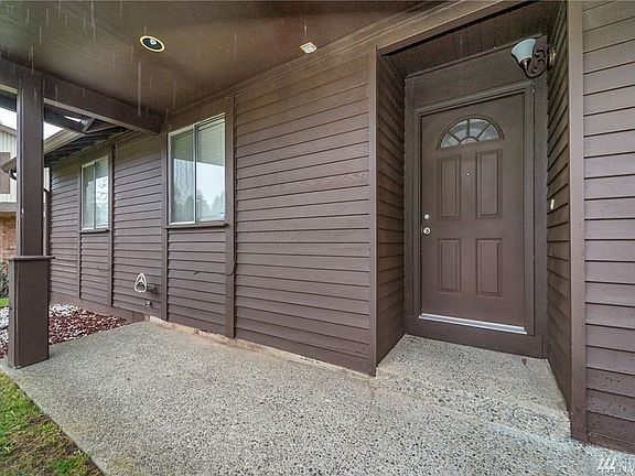 3rd image of 12110 SE 223rd Dr