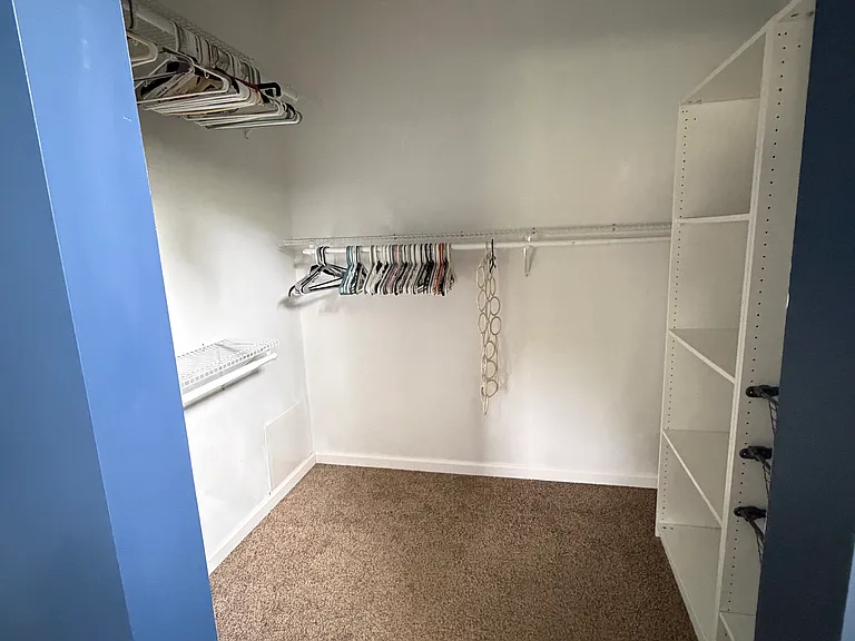 Walk-in closet