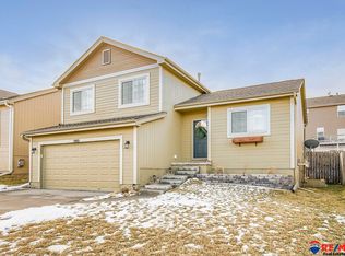 19603 Gail Ave, Omaha, NE 68135