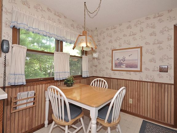 Informal eating area