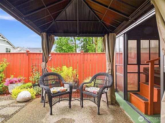 5th image of 3709 4th Avenue NW