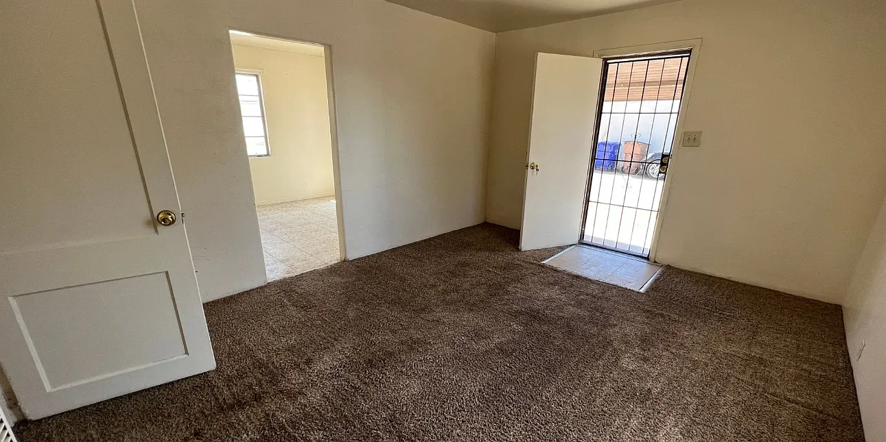 2 bed, 816 sqft, $1,025 — Photo 3