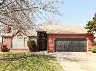 9032 S 77th Ave E, Tulsa, OK 74133