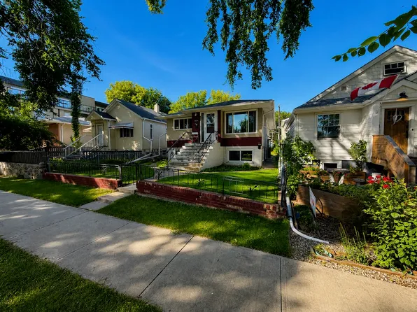 9842 83rd Ave NW, Edmonton, AB T6E 2B7