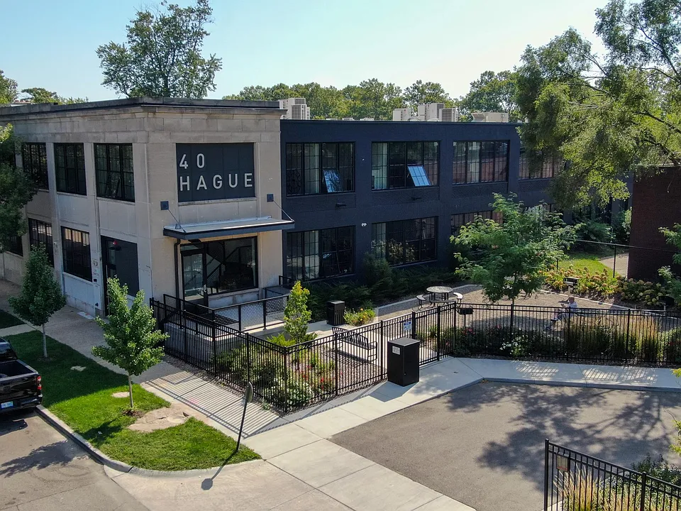 40 Hague Apartments