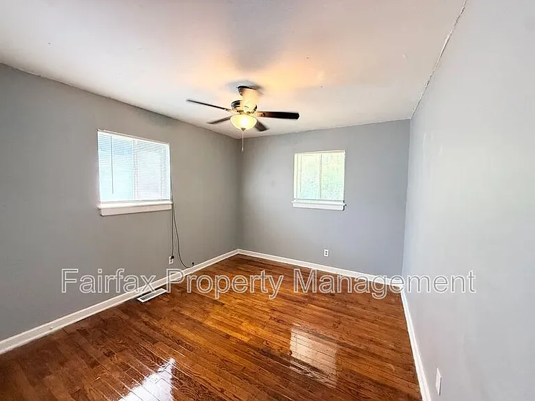2308 Nebo St — Photo 9
