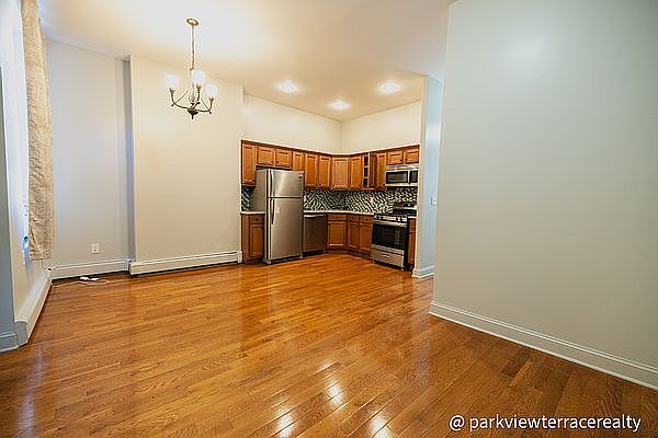 1st image of 1255 Pacific St APT 3