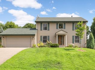 597 Thames Cir, Eagan, MN 55123