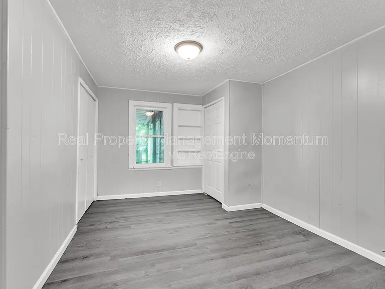 2804 W Washita St — Photo 13
