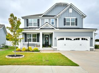 8 Tanner Hall Ln, Greenville, SC 29607