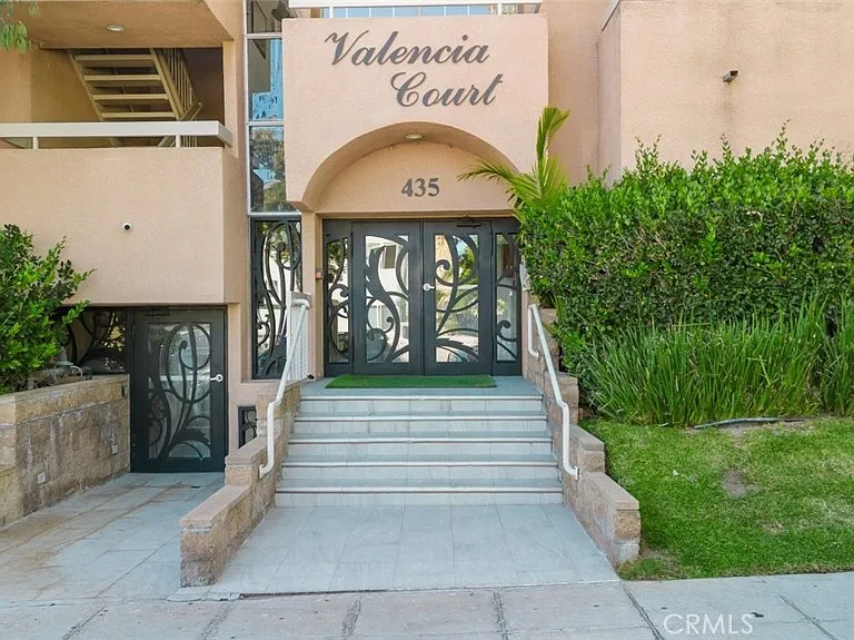 435 E Valencia Ave #105 — Photo 2