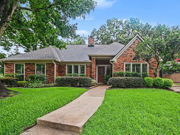 15318 Brook Arbor Ct, Houston, TX 77062