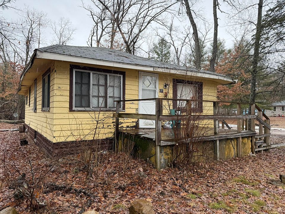 1st image of 690 E Essex