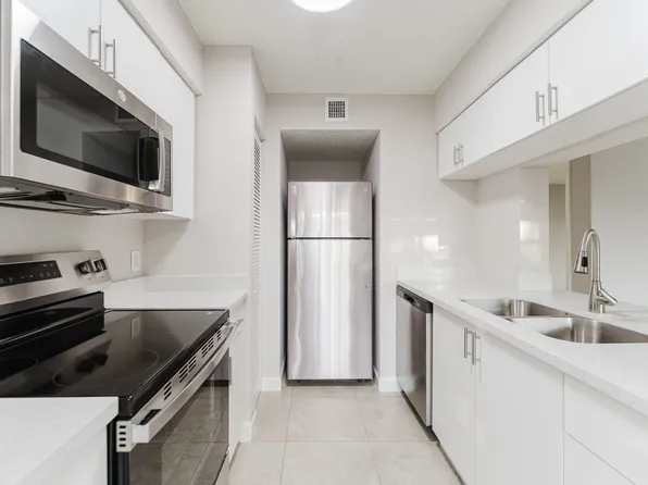 Tivoli Terrace, 920 Rich Dr #104, Deerfield Beach, FL 33441