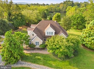 54 Chatham Ct, Charles Town, WV 25414