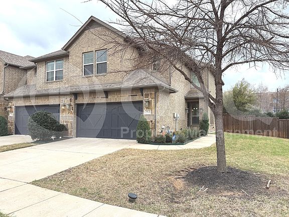 2nd image of 2948 Galveston St