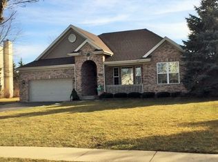 5641 Chapel Hl, Gurnee, IL 60031