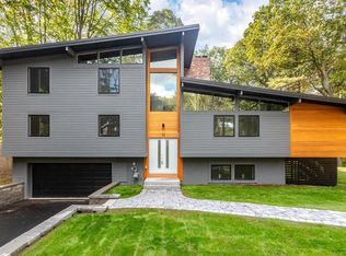 33 Indian Ridge Rd, Natick, MA 01760