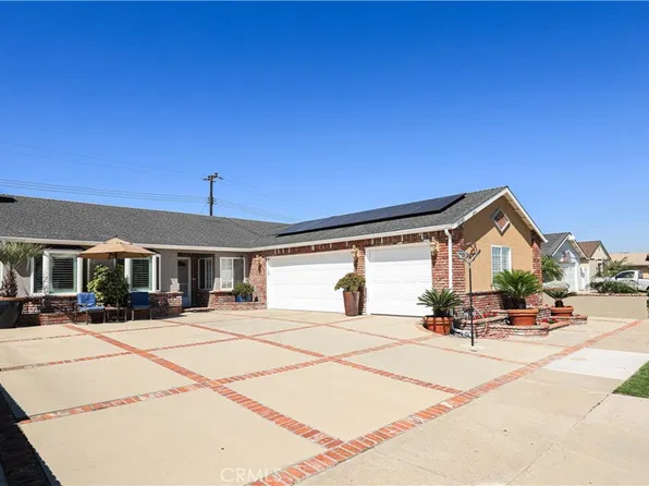 15751 Plymouth Ln, Huntington Beach, CA 92647