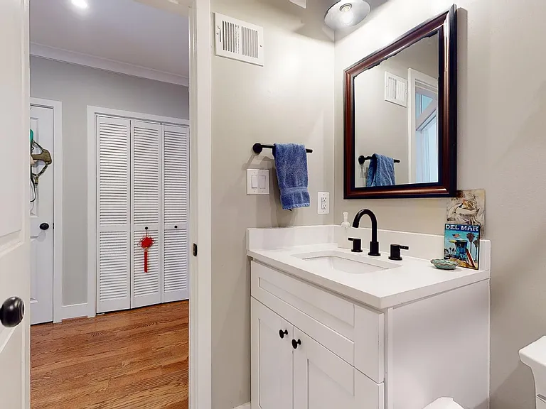 1310 Holbrook St NE #2 — Photo 7