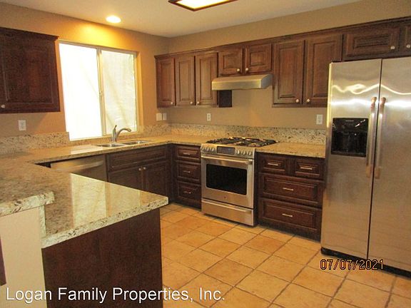 2nd image of 1021 Via Vera Cruz