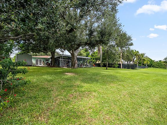 5th image of 6400 Carambola Circle