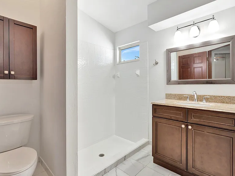 6149 Foster St — Photo 12