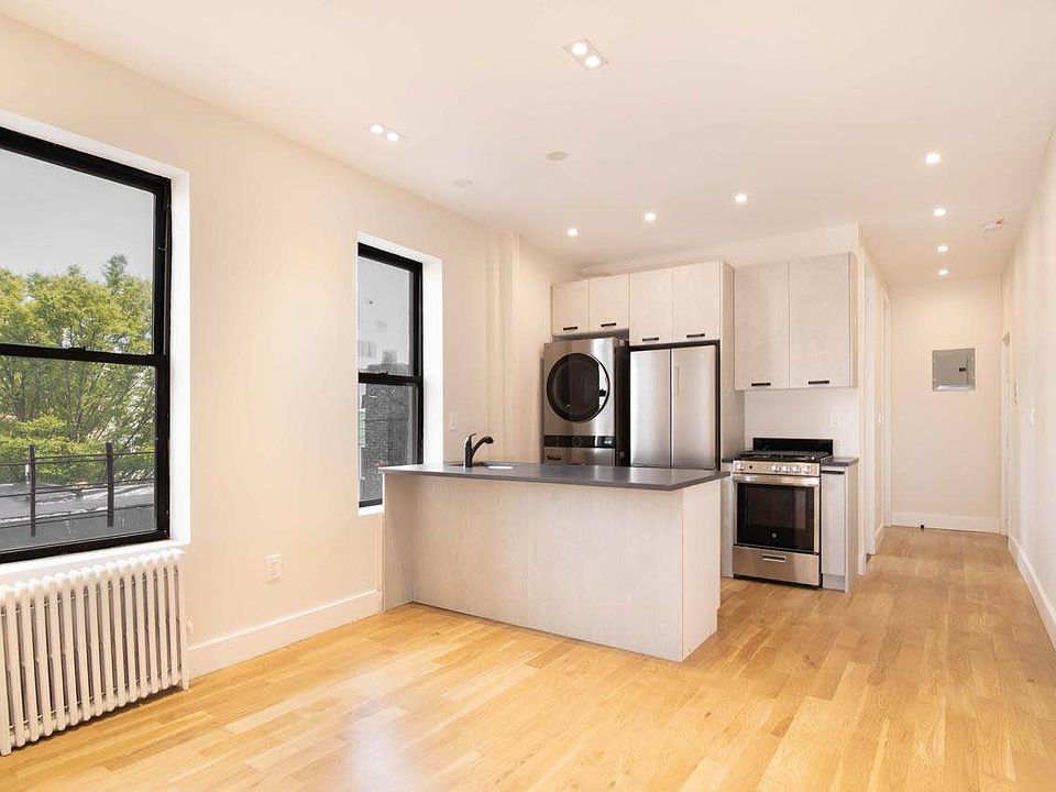 1st image of 623 Metropolitan Ave Unit 10