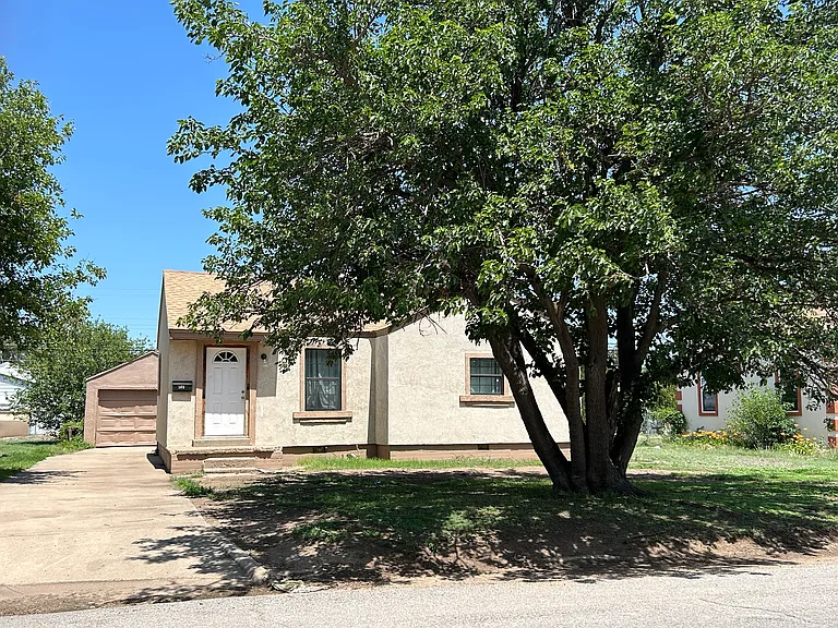 508 Lefors St — Photo 1