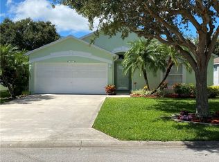 1039 S 13th Sq, Vero Beach, FL 32960