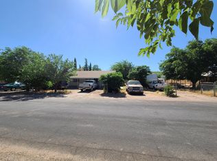 933 N Main St, Hurricane, UT 84737