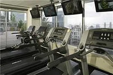 Rented by Metropolis Real Estate of Manhattan