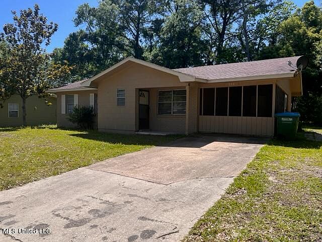 1st image of 218 Eastland Blvd