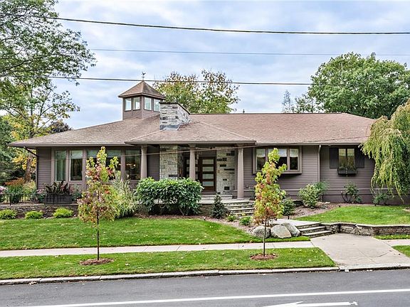 2nd image of 642 Blackstone Blvd