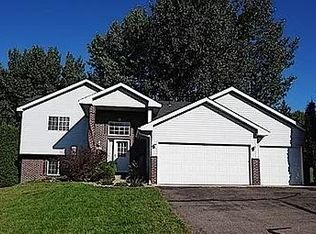 1703 Golf View Dr, Buffalo, MN 55313