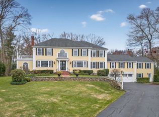 21 Greybirch Rd, Andover, MA 01810